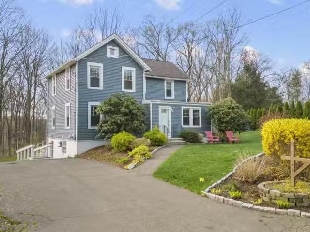 House for rent in Hamden