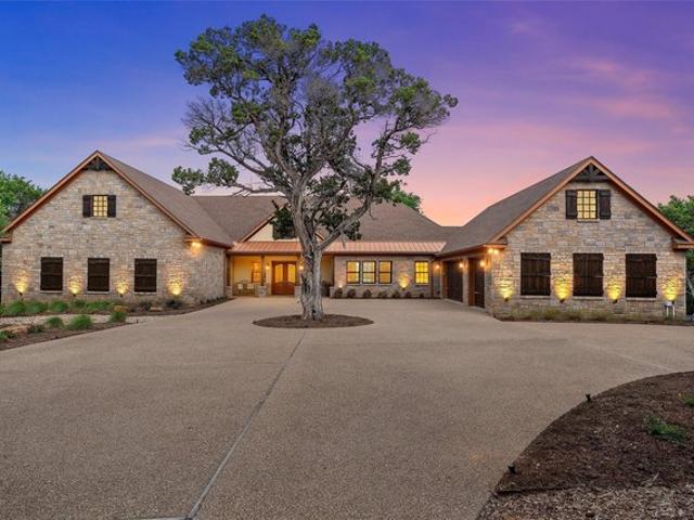 House for sale in China Spring, Texas