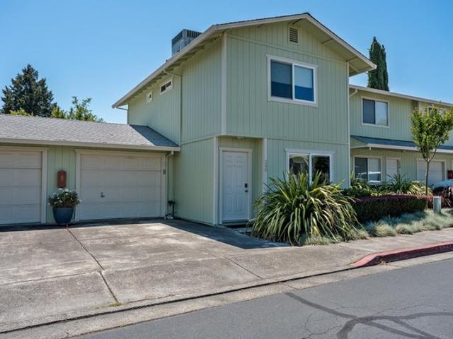 Townhouse for sale in Ukiah, California