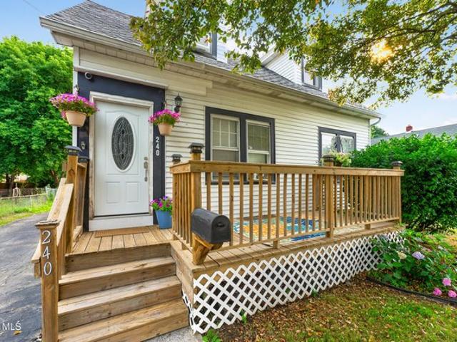 House for sale in Schenectady, New York