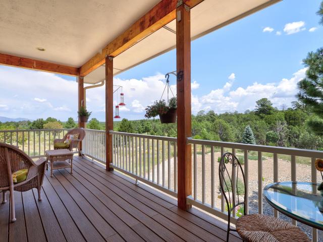 House for sale in Edgewood, New Mexico