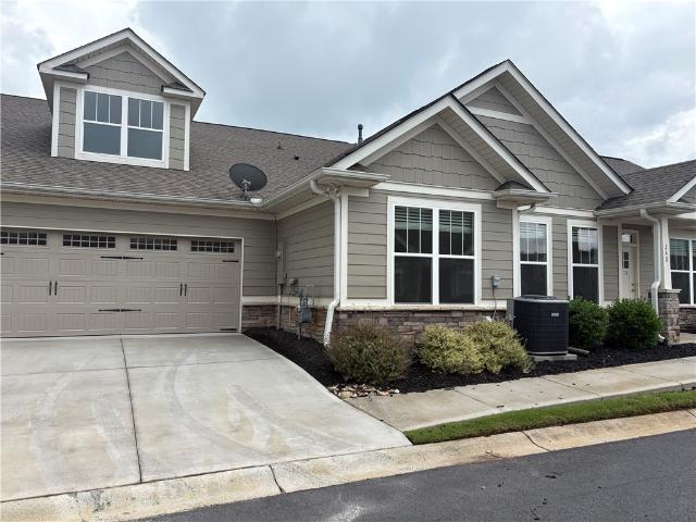 Townhouse for sale in Seneca, South Carolina