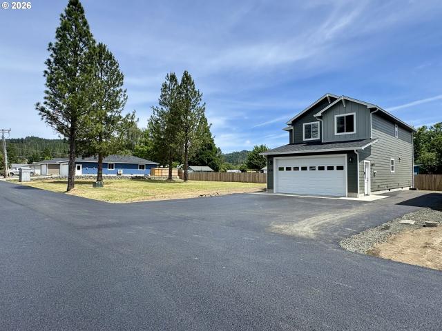 House for sale in Oregonia