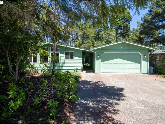 House for sale in Oregonia