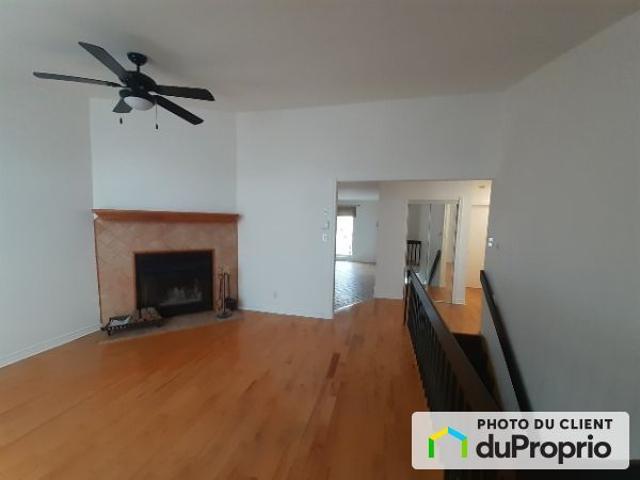 Apartment for rent in Sainte-Thérèse, Laurentides