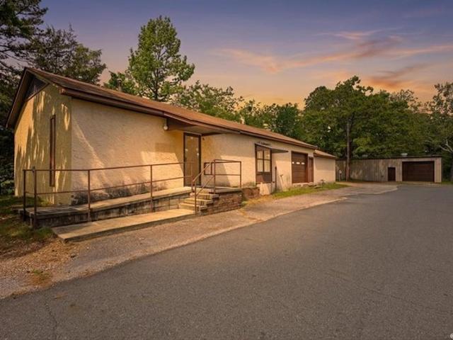 House for sale in Ark