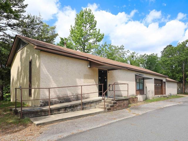House for sale in Ark
