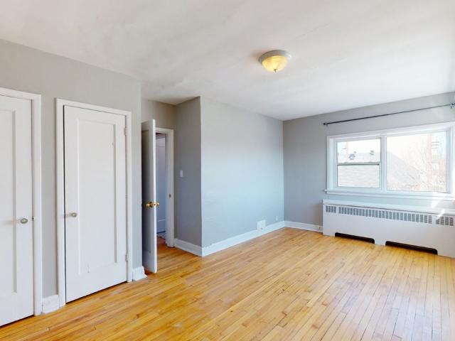 Apartment for rent in Mulhurst Bay, Ontario