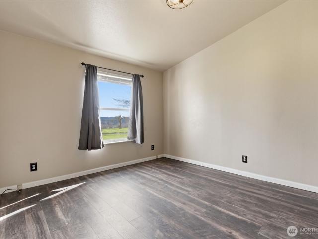 House for sale in Toledo, Washington