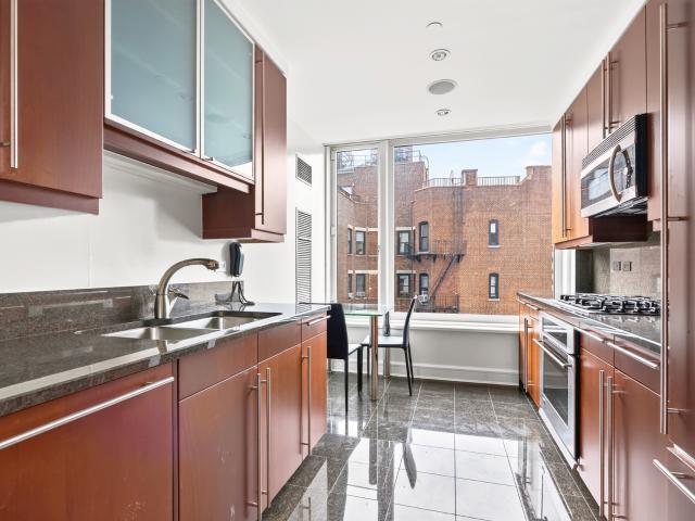 Condo for sale in Arverne, New York