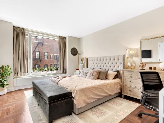 Condo for sale in Arverne, New York