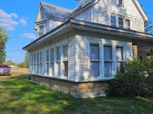 House for sale in Olive Hill, Kentucky