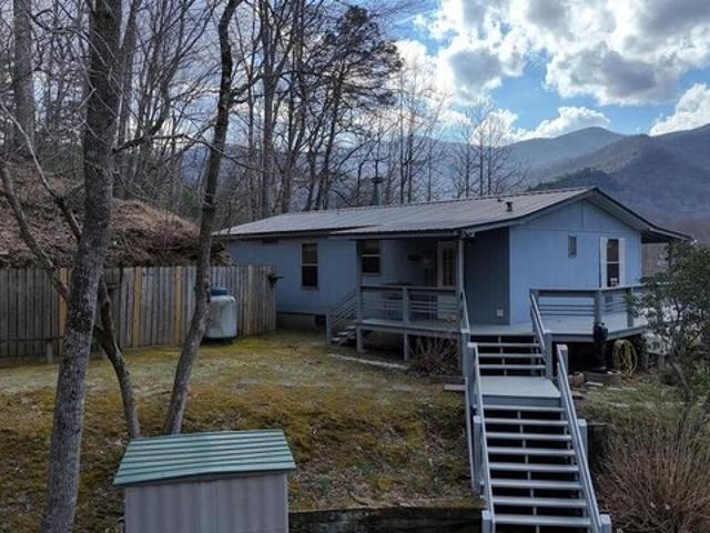 House for sale in Hiawassee, Georgia