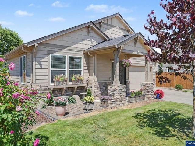 House for sale in Oregonia