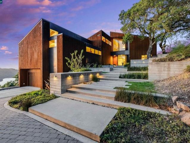 House for sale in Orinda, California