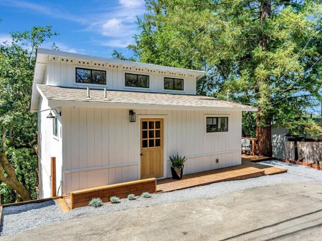 House for sale in Forestville, California