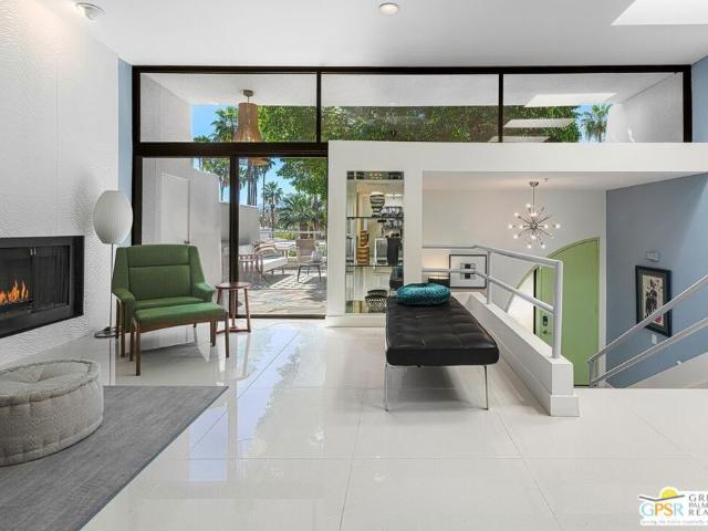 Condo for sale in Palm Springs, California