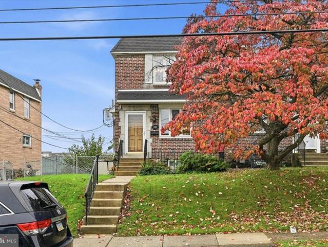 Townhouse for sale in Clifton Heights, Delaware County