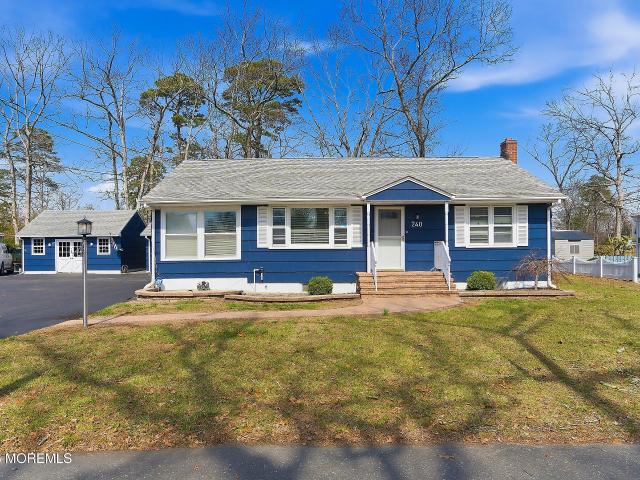 House for sale in Lanoka Harbor, New Jersey