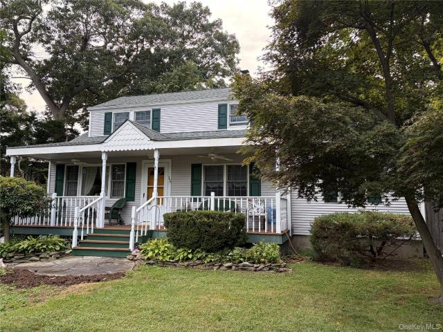 House for sale in Saint James, Town of Smithtown