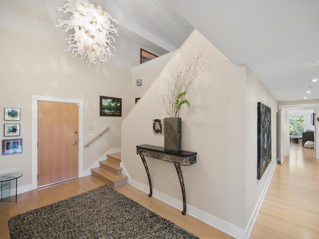 Condo for sale in Highland Park, Lake County