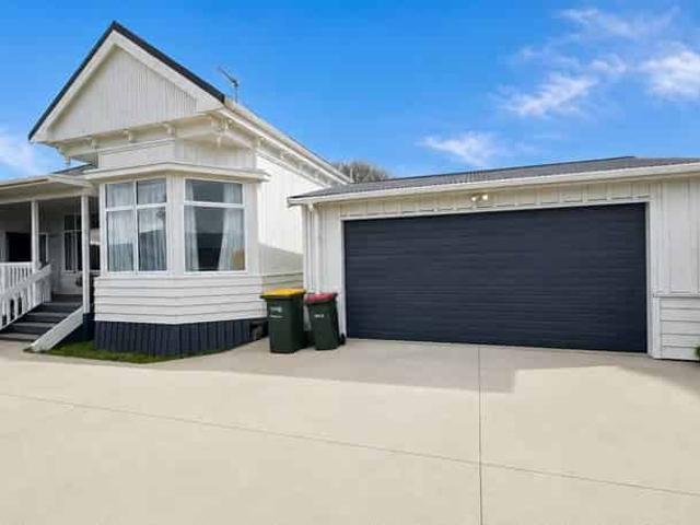 House for rent in Awhitu, Oroua County