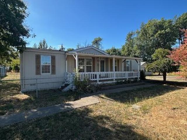 House for sale in Oregonia