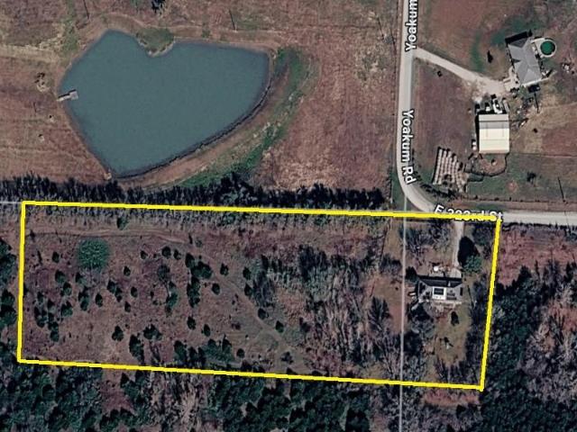 House for sale in Harrisonville, Missouri