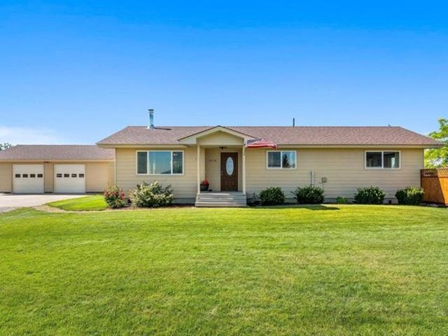 House for sale in Newman Lake, Washington