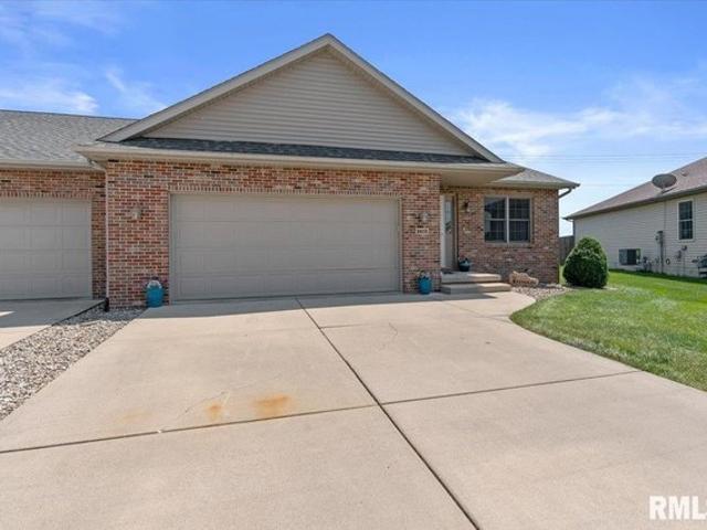 House for sale in Springfield, Illinois