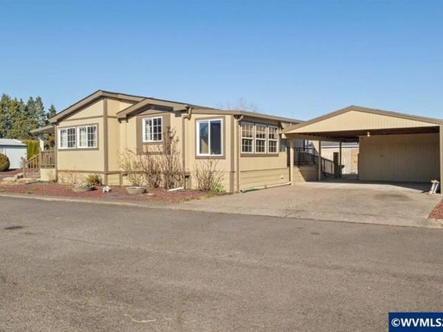 House for sale in Oregonia