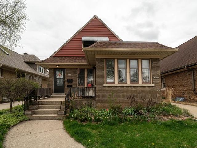House for sale in Wauwatosa, Wisconsin