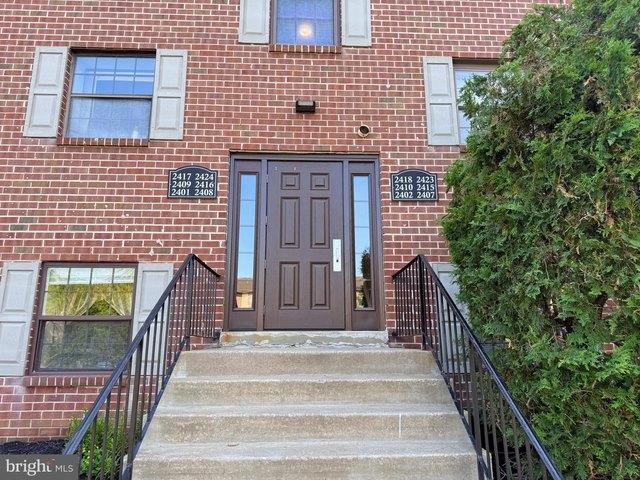 Condo for sale in Chester, Pennsylvania