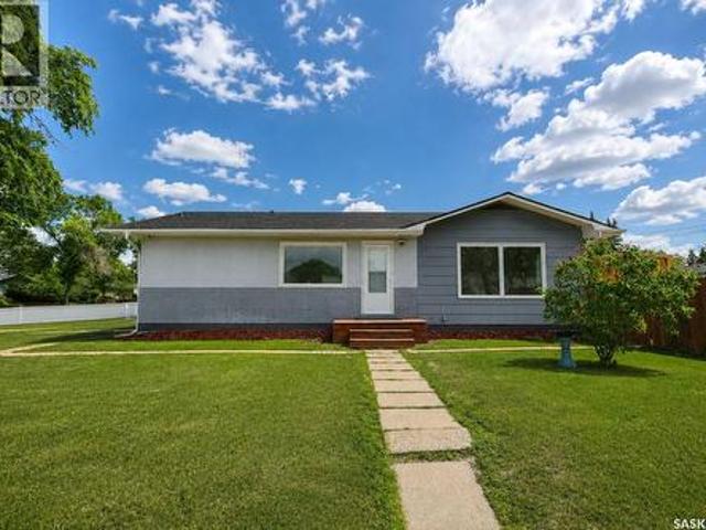 House for sale in Prince Albert, Saskatchewan