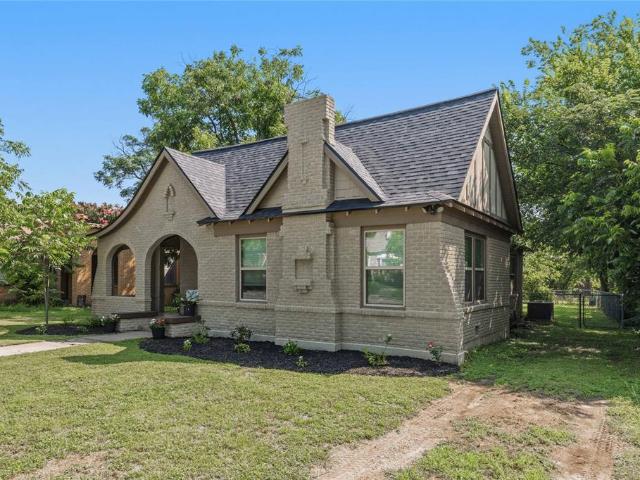 House for sale in Brownwood, Texas