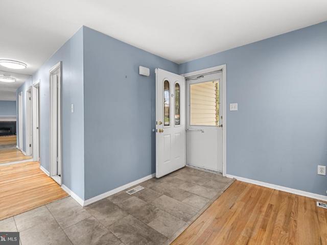 House for sale in Padonia Village Apartments, Timonium