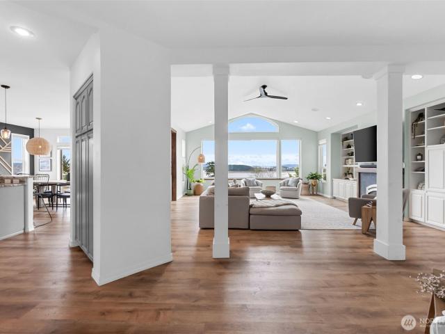 House for sale in Oak Harbor, Washington