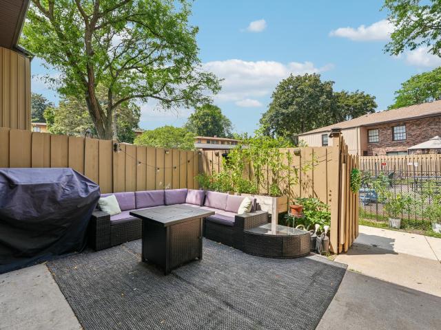 Townhouse for sale in Hennepin, Minnesota