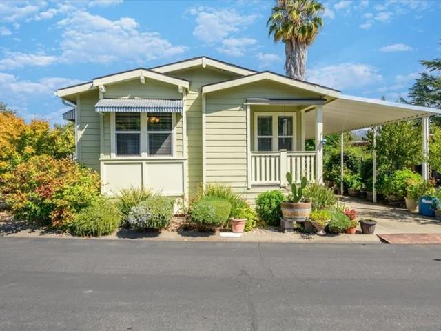 House for sale in Calistoga, Napa County