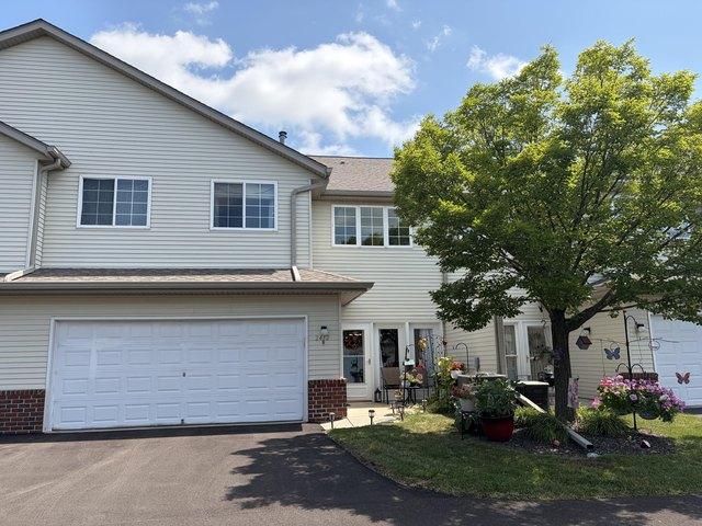 Condo for sale in Waukesha, Wisconsin