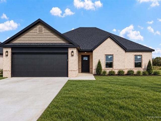 House for sale in Pea Ridge, Benton County
