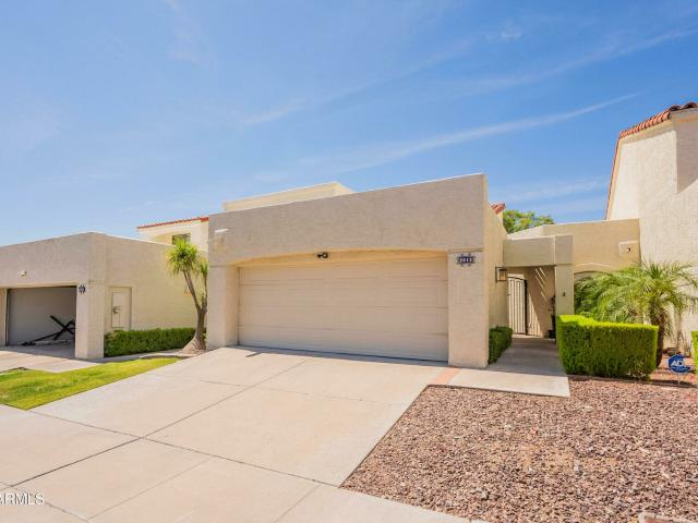 Townhouse for sale in Phoenix