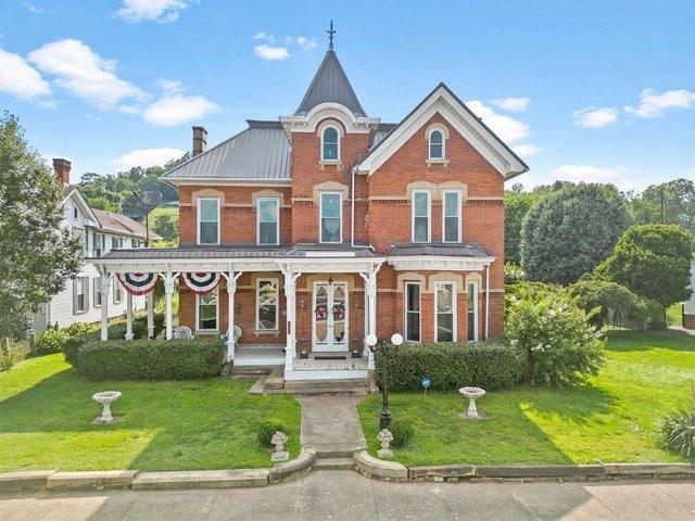 House for sale in Boyd, Kentucky