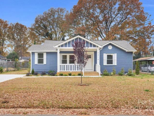 House for sale in Mecklenburg, North Carolina