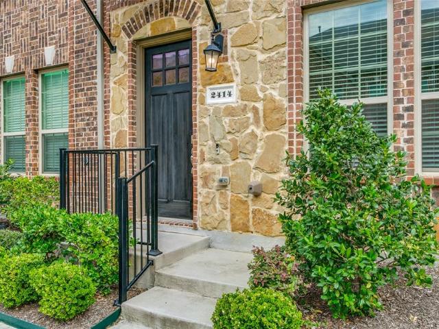 Townhouse for sale in Lewisville Townhouse for sale in Lewisville