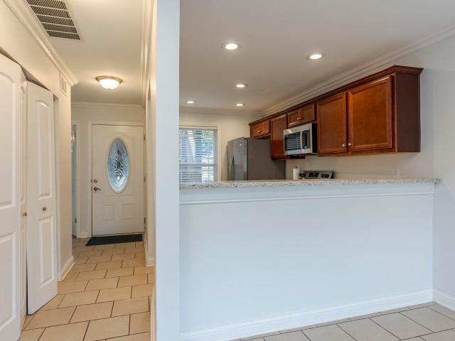 Condo for sale in Lexington
