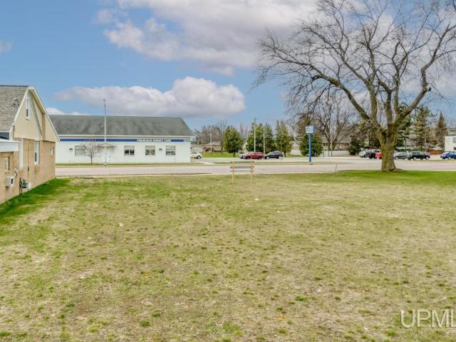 Land for sale in Escanaba, Michigan