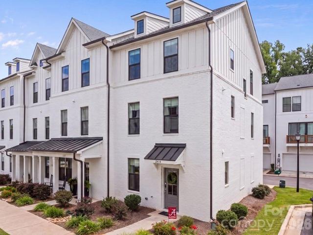 Townhouse for sale in Sherwood Forest, Charlotte