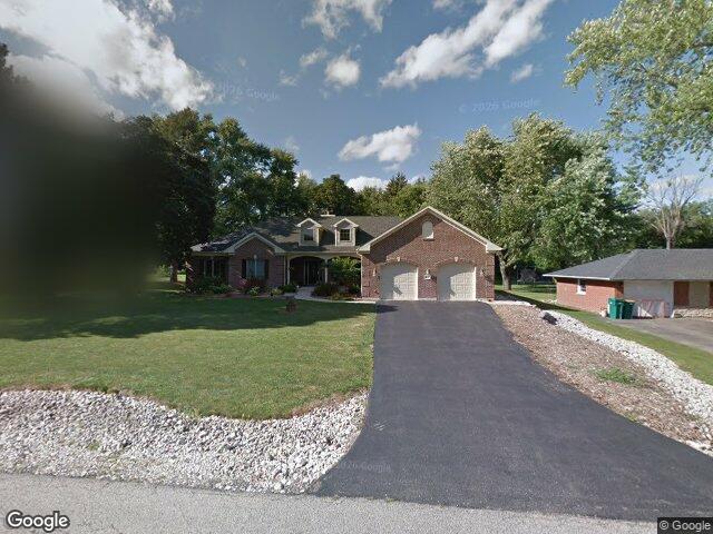 House for sale in Mchenry, Illinois