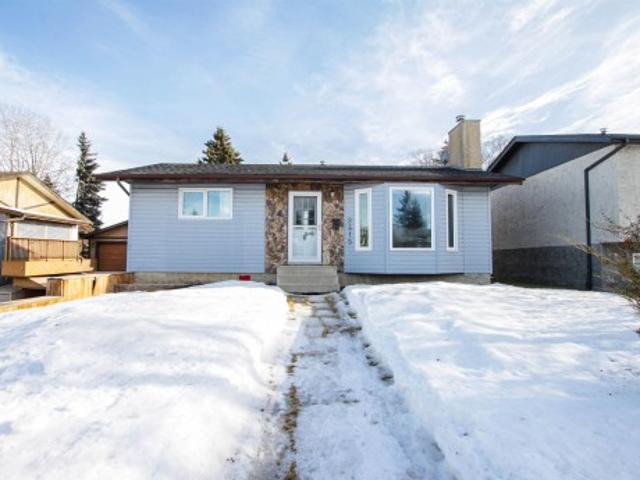 House for sale in Wedgewood, Alberta